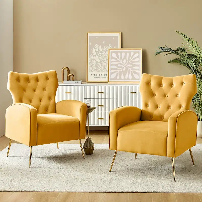 Sillón Contemporáneo de Terciopelo con Respaldo Alto, Botones Decorativos y Patas de Metal Doradas Abocinadas