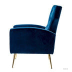 Sillón Contemporáneo de Terciopelo con Respaldo Alto, Botones Decorativos y Patas de Metal Doradas Abocinadas