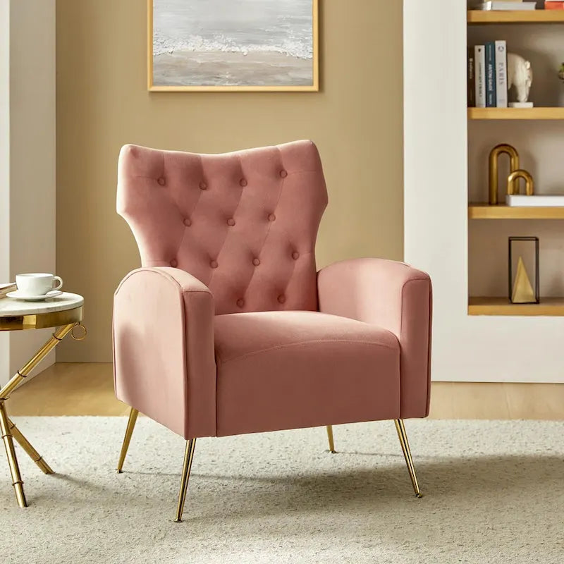 Sillón Contemporáneo de Terciopelo con Respaldo Alto, Botones Decorativos y Patas de Metal Doradas Abocinadas