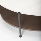 Mesa de centro ovalada con tablero de mármol blanco y estante de madera marrón oscuro
